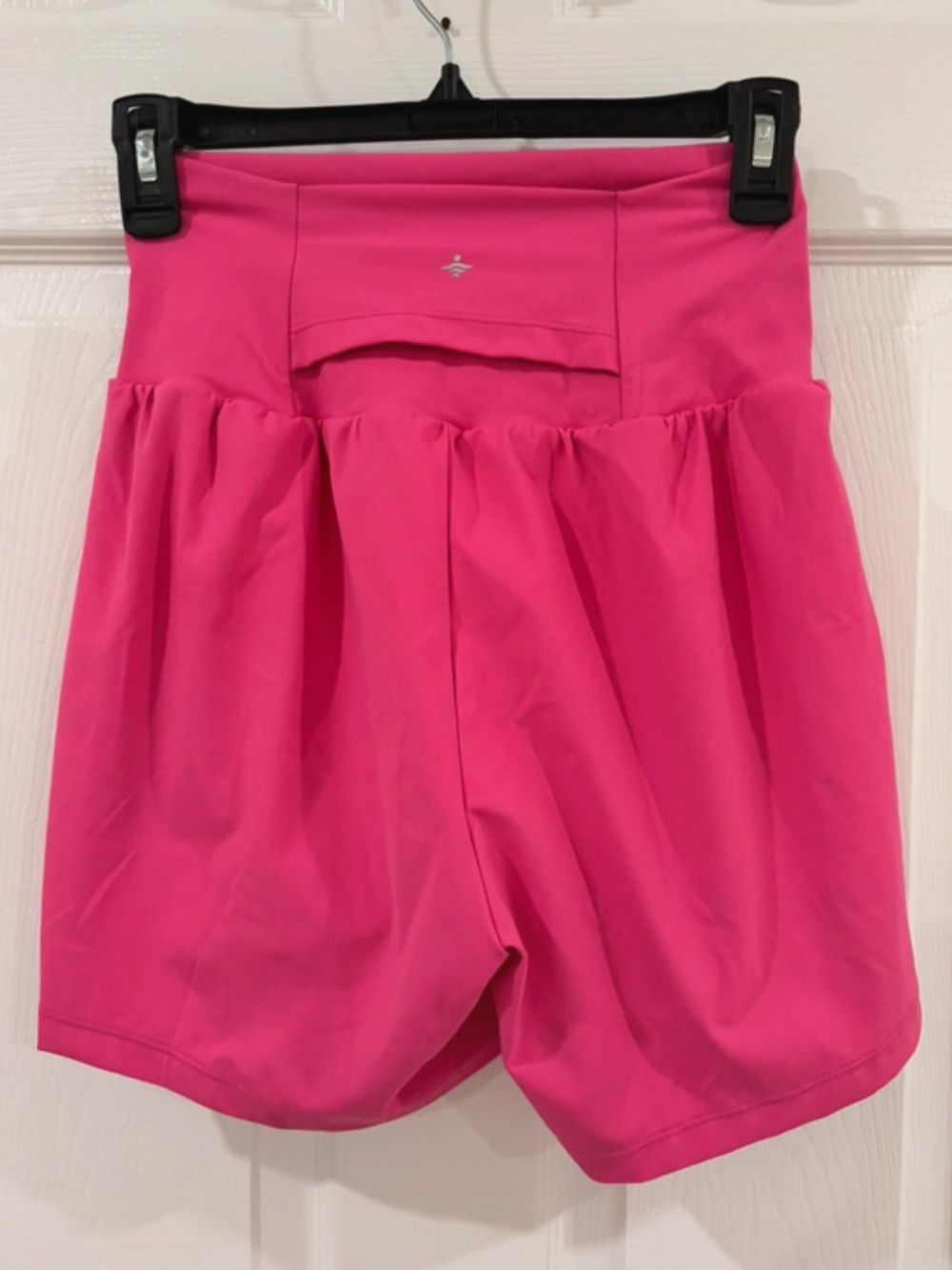 Halara Airy Flow Shorts S Long - Picture 2 of 5